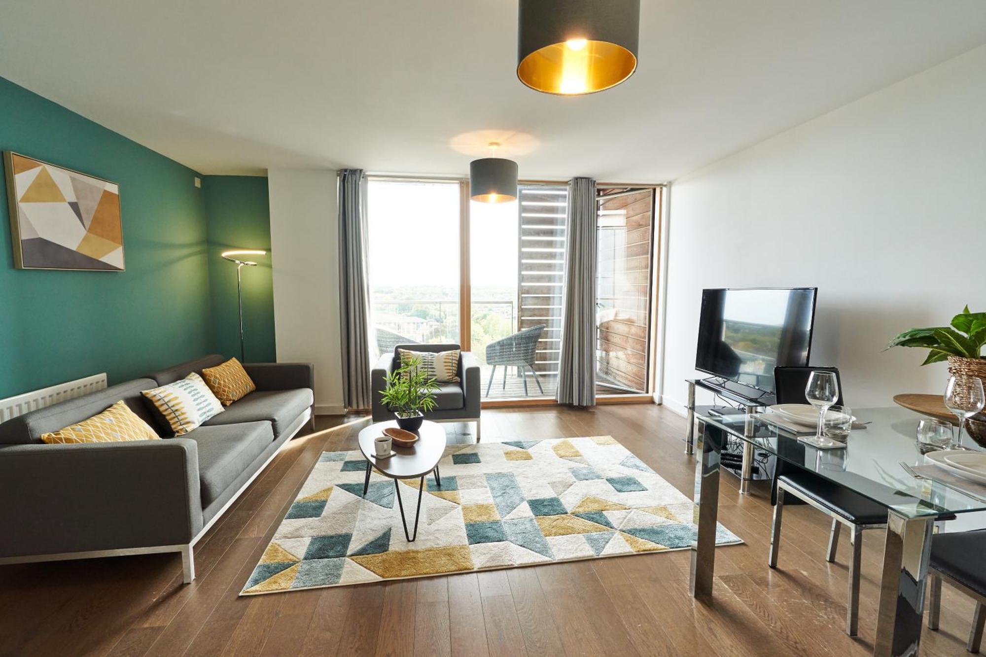 Shortstaymk Vizion Apartments, With Free Superfast Wi-Fi, Parking, Sky Sports And Movies Μίλτον Κέινς Εξωτερικό φωτογραφία